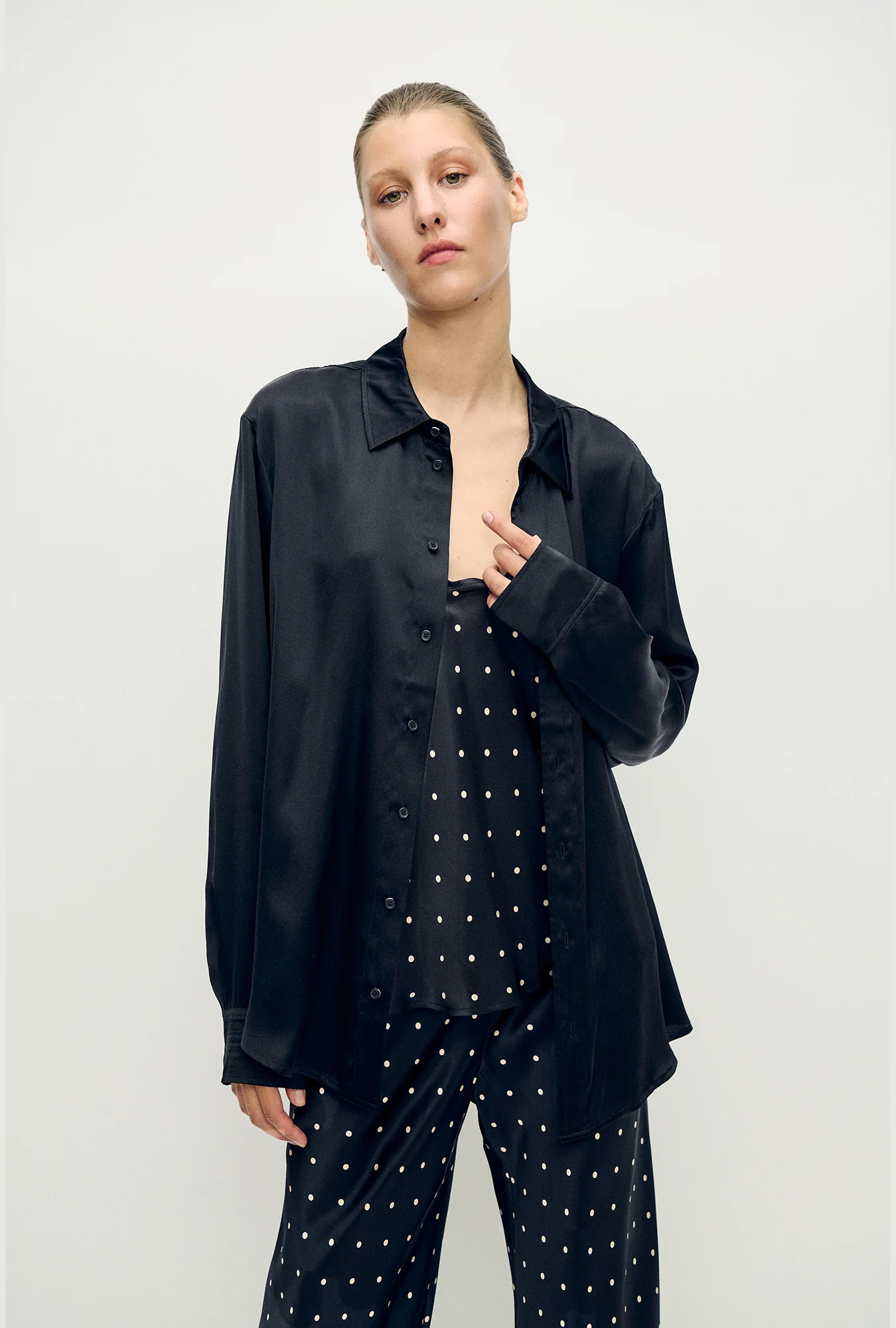 Boyfriend Shirt Black - Image 4