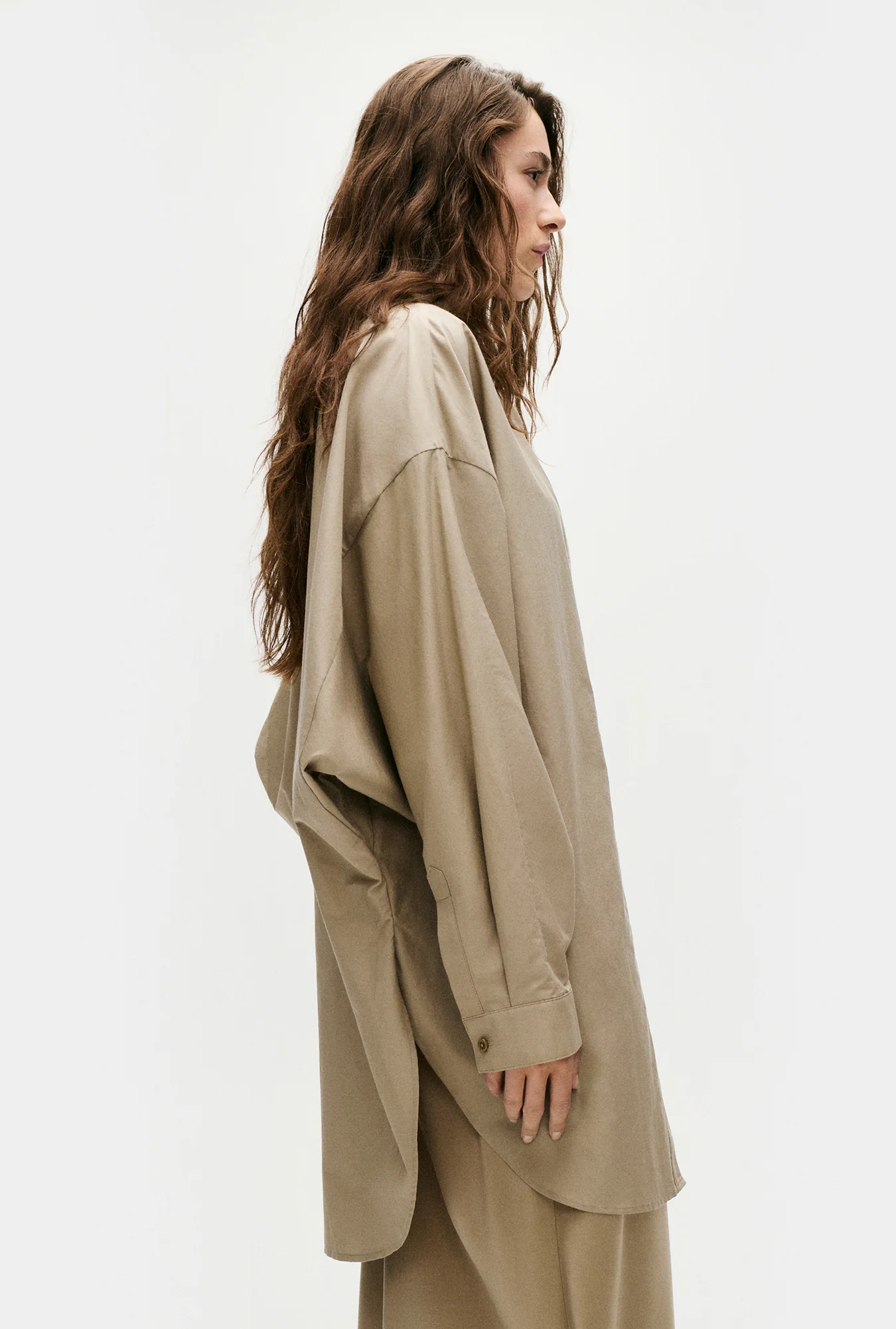 Cotton Silk Round Shirt Graphite - Image 3