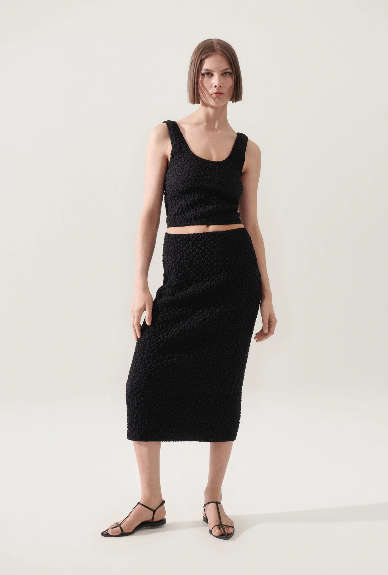 Popcorn Cropped Cami Black - Image 3