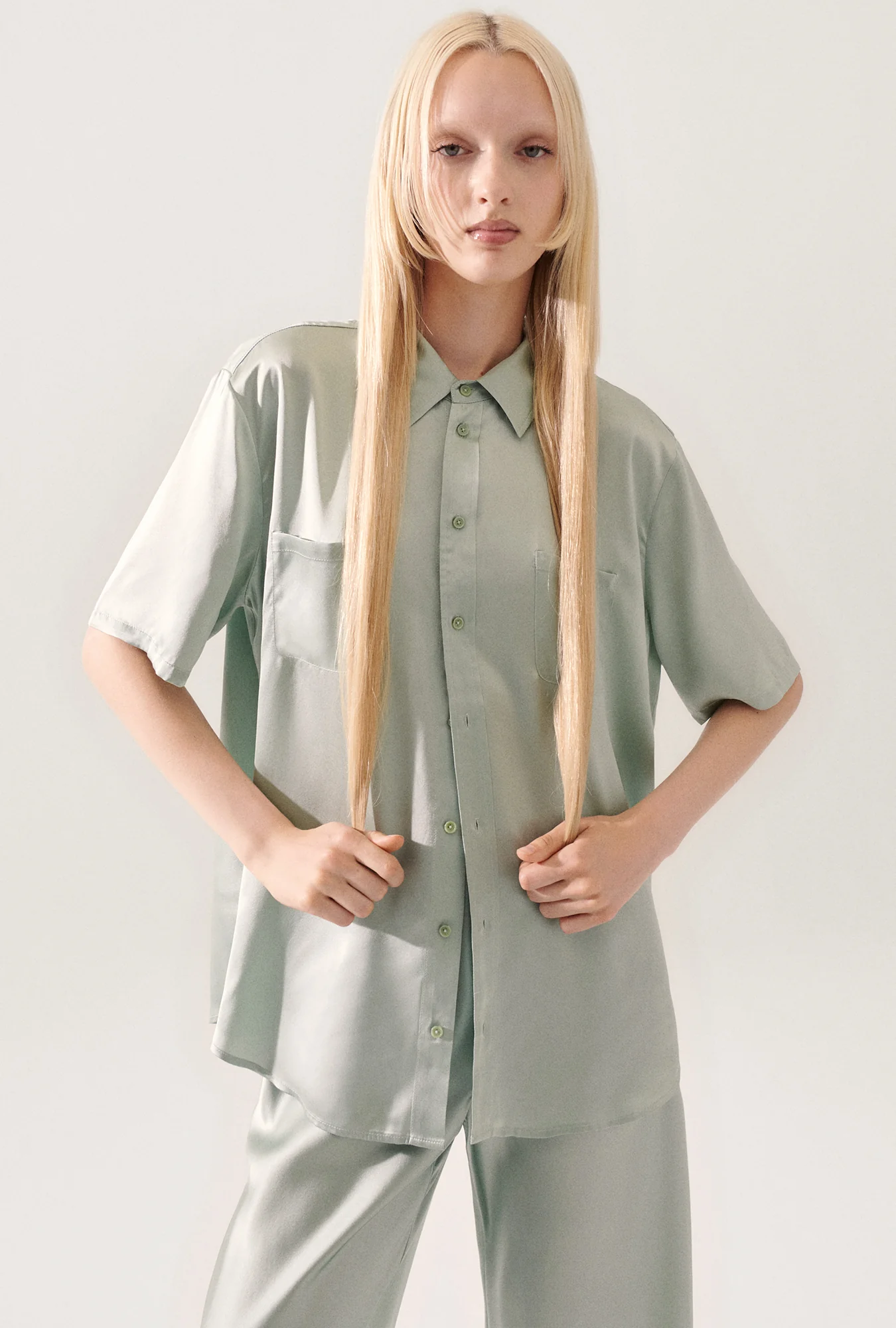 Short Sleeve Boyfriend Shirt Alabaster - Image 3