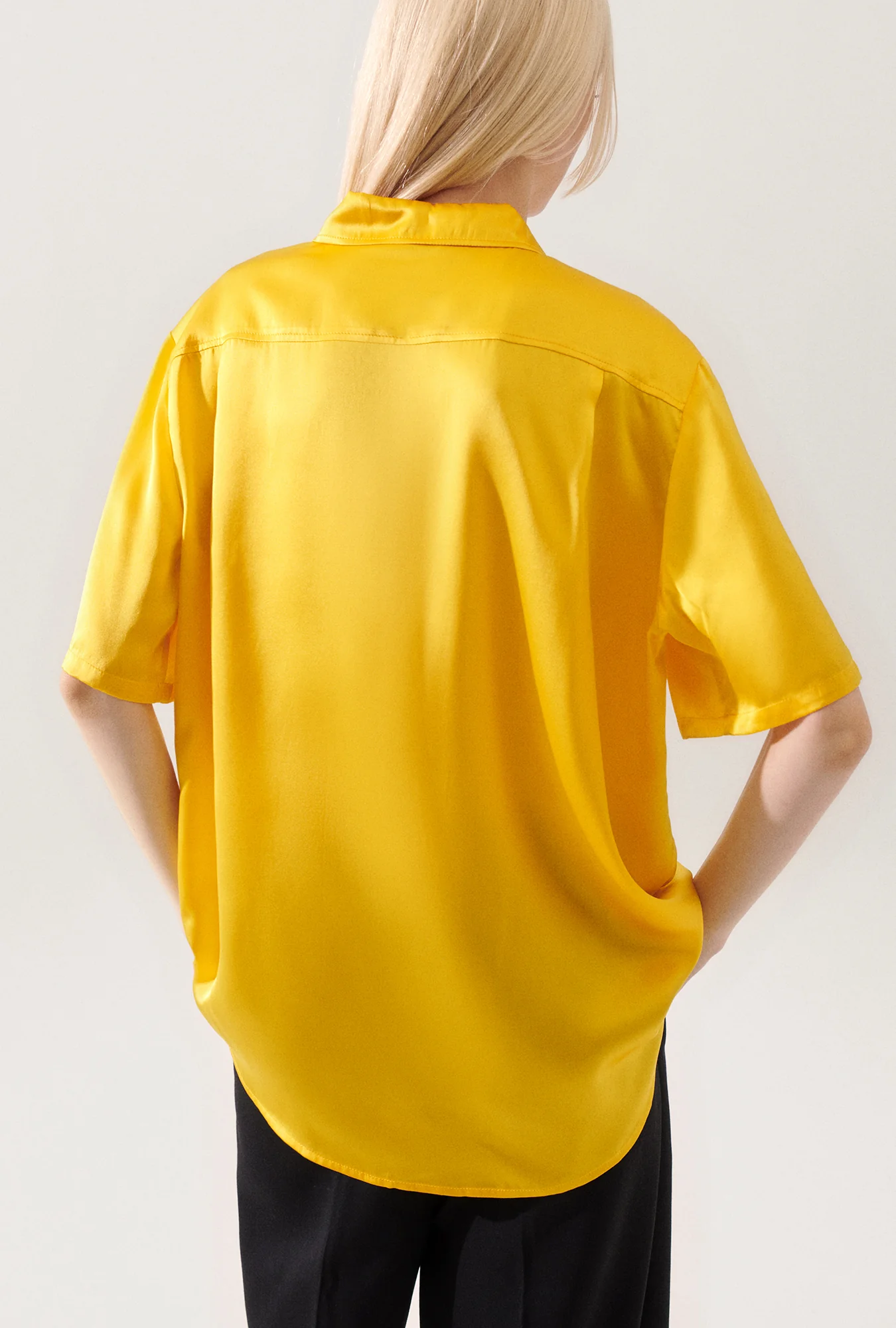 Short Sleeve Boyfriend Shirt Marigold - Image 3