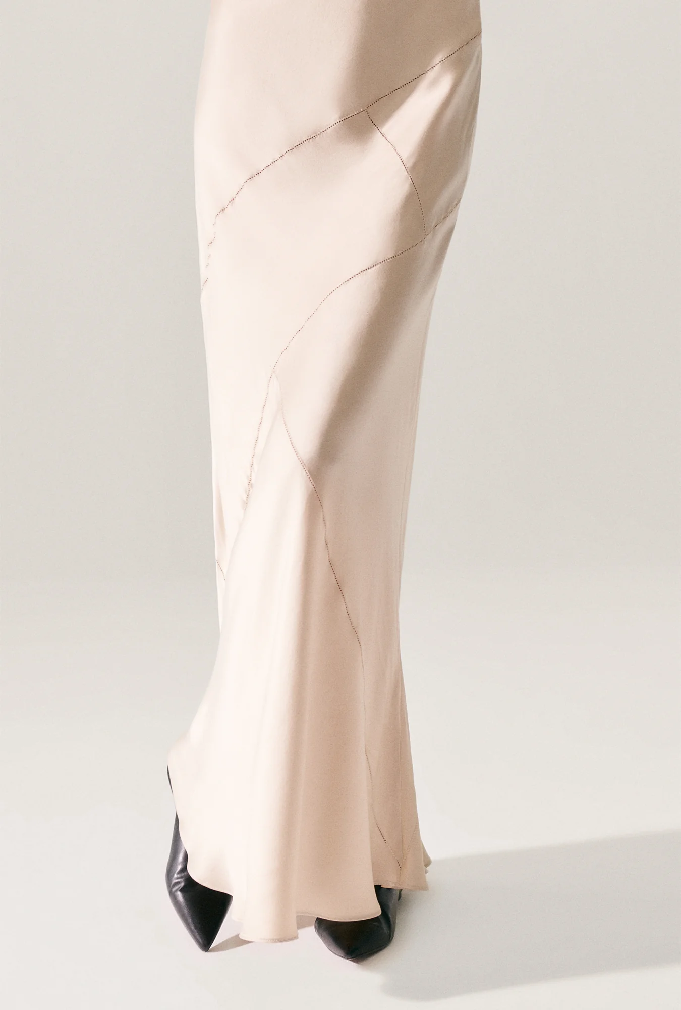 SPLICE FULL SLEEVE BIAS DRESS HAZELNUT - Image 5