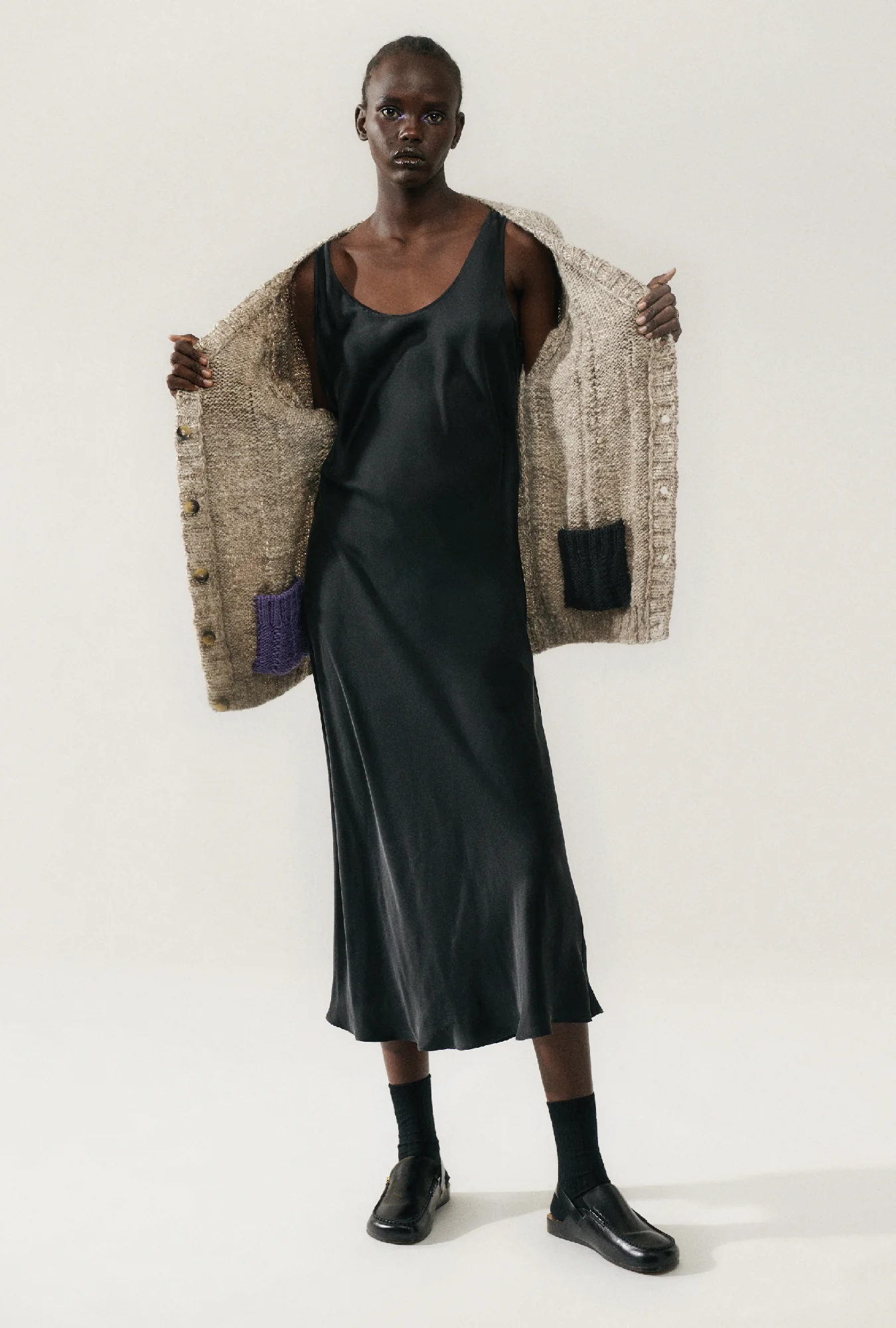 The Big G Cardigan Natural Brown - Image 7