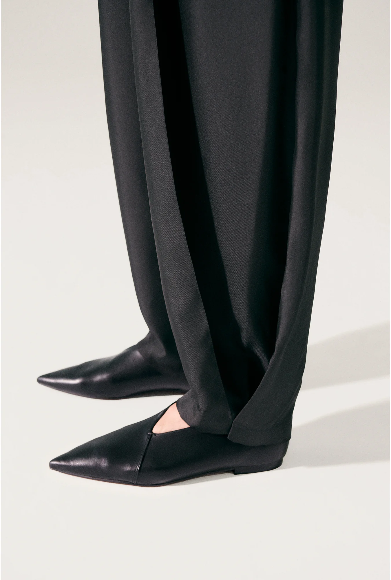 Twill Harem Pants Black - Image 7