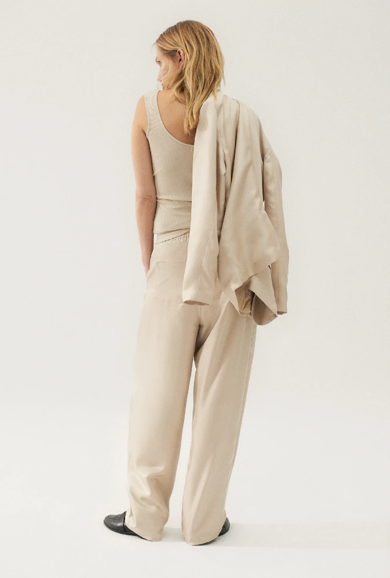 Twill Slouch Pants Hazelnut - Image 4